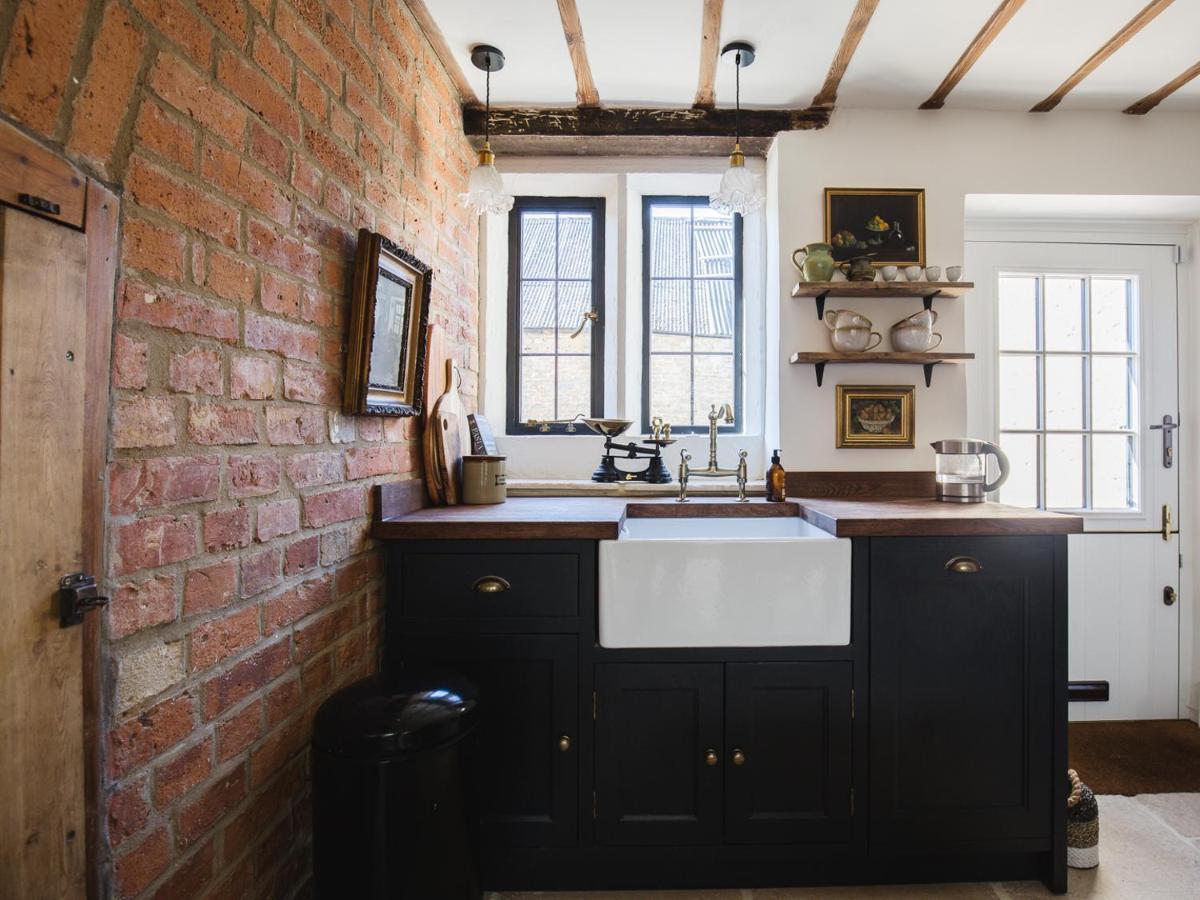 Little Oakley Cottage Sandford St Martin Extérieur photo