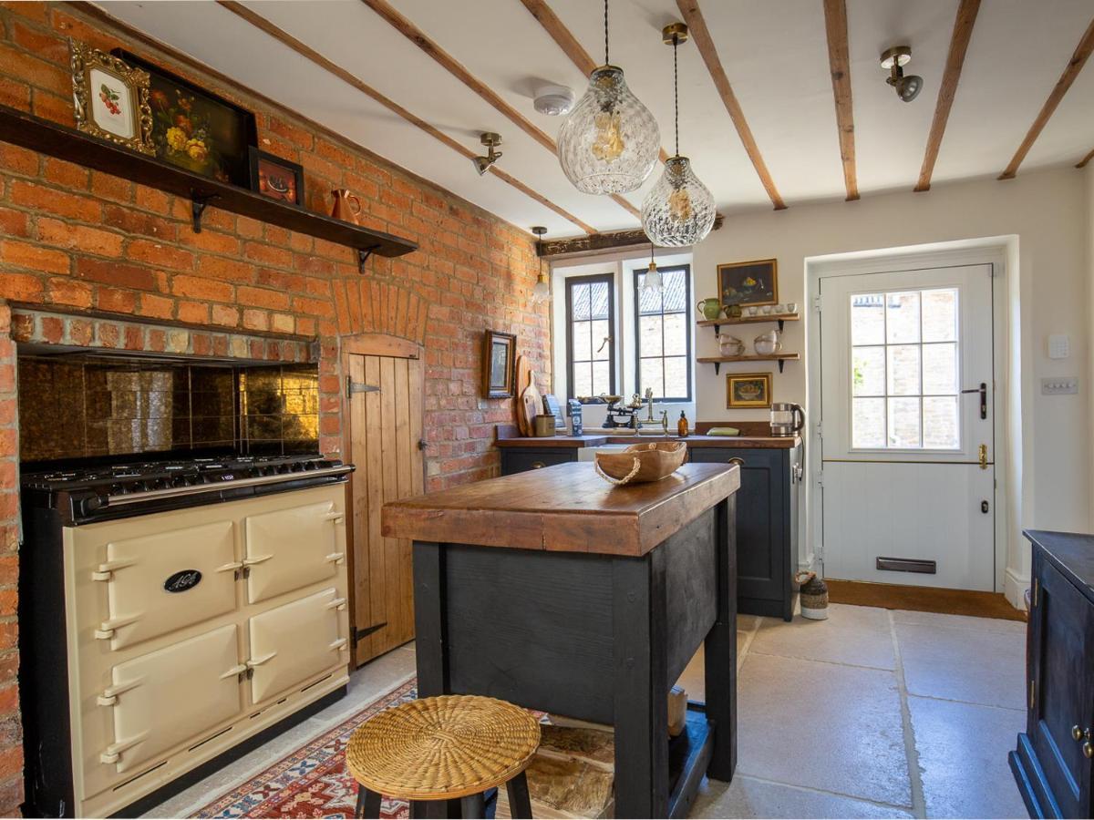 Little Oakley Cottage Sandford St Martin Extérieur photo
