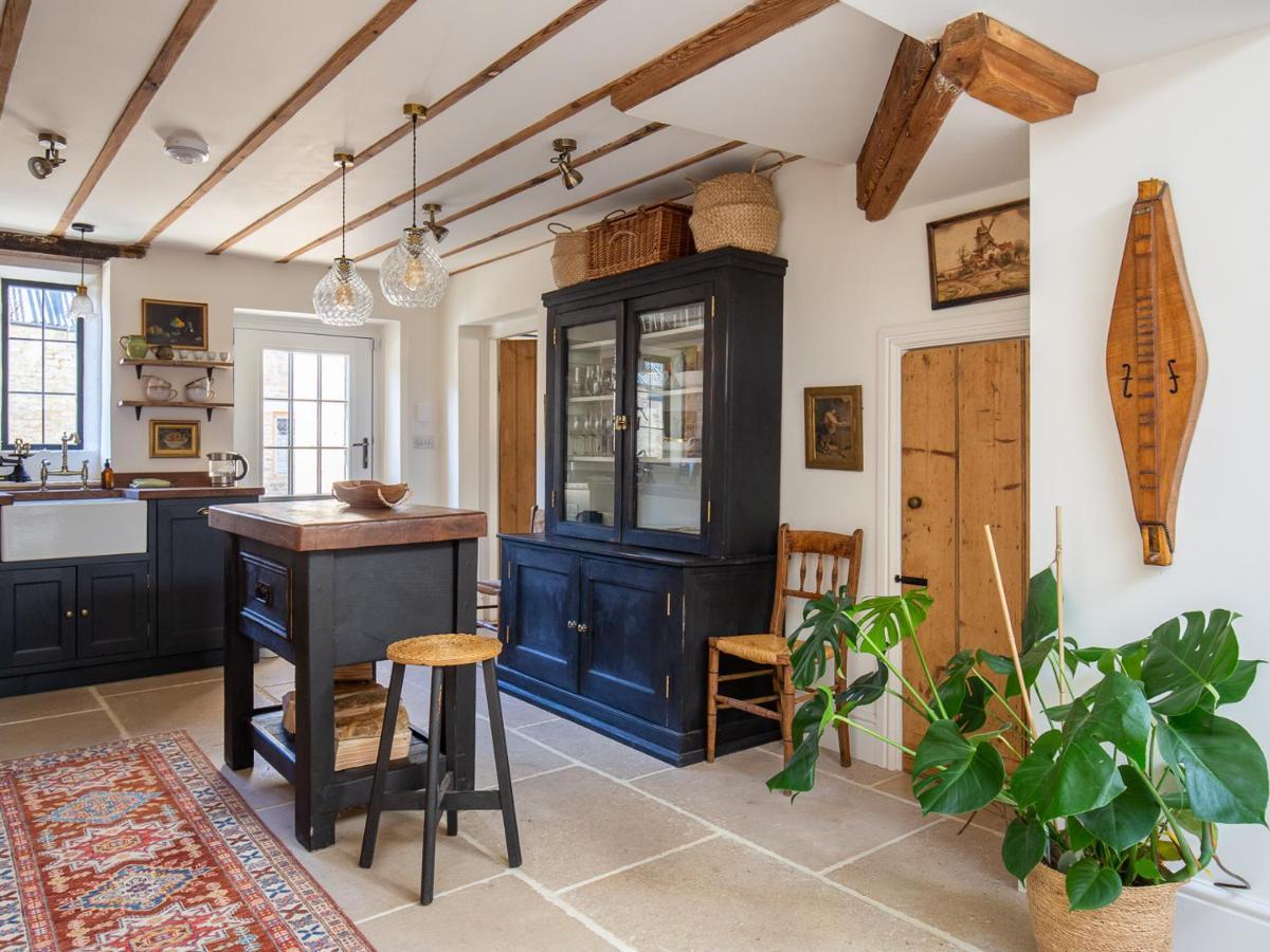 Little Oakley Cottage Sandford St Martin Extérieur photo
